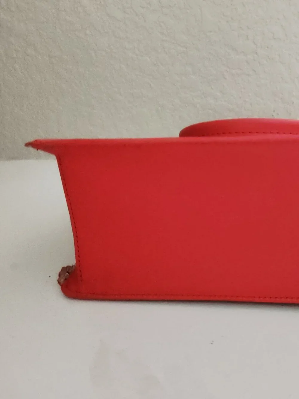 New Kate Spade NY Scallop Coral Leather Satchel Tote Purse - Picture 7 of 12